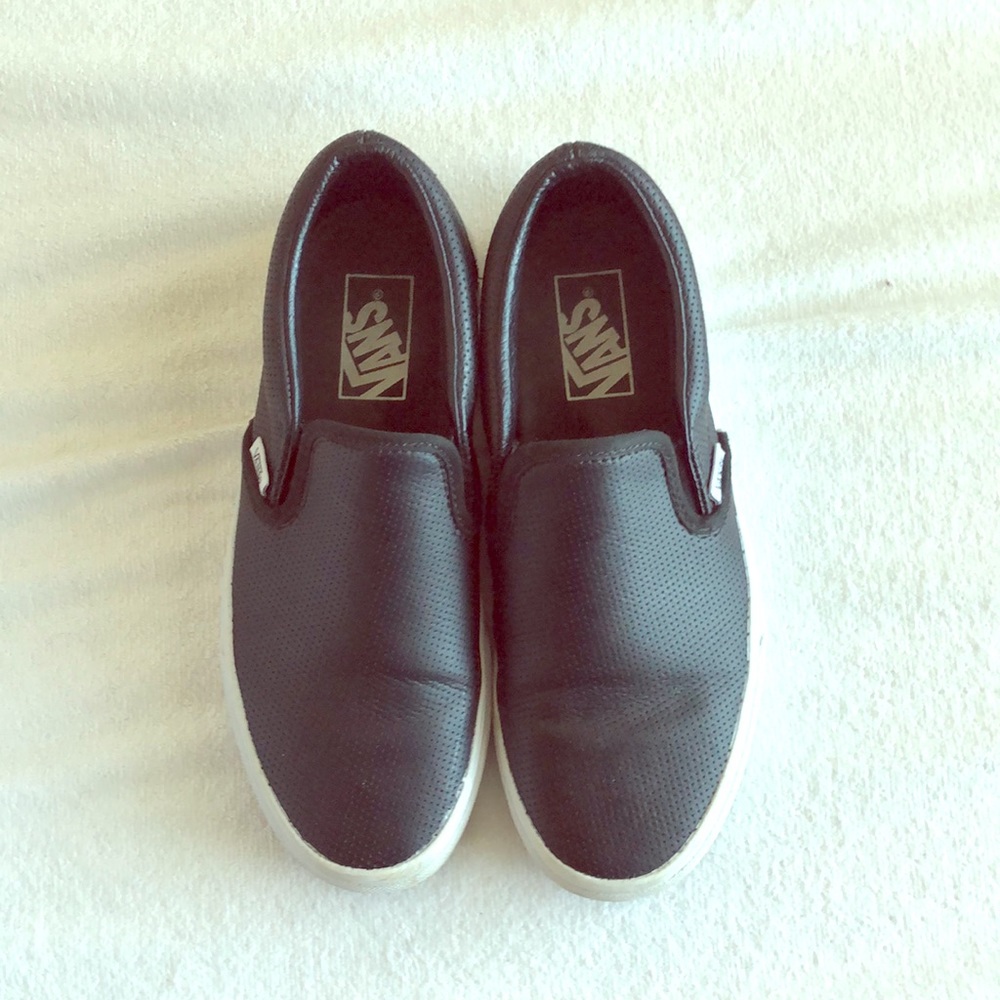 Classic Vans Perf. Black Leather - barely worn!